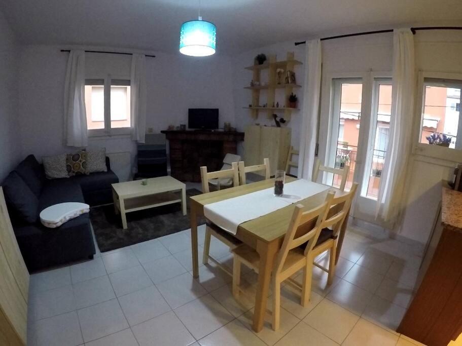 Cool Breeze Apartment Maçanet de Cabrenys Zewnętrze zdjęcie